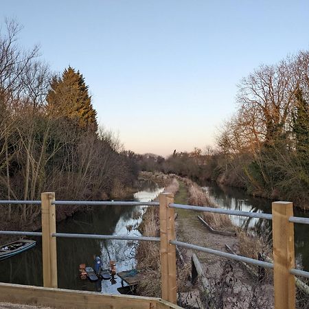 Villa Peacock Lake Glamping Nottingham Exterior foto